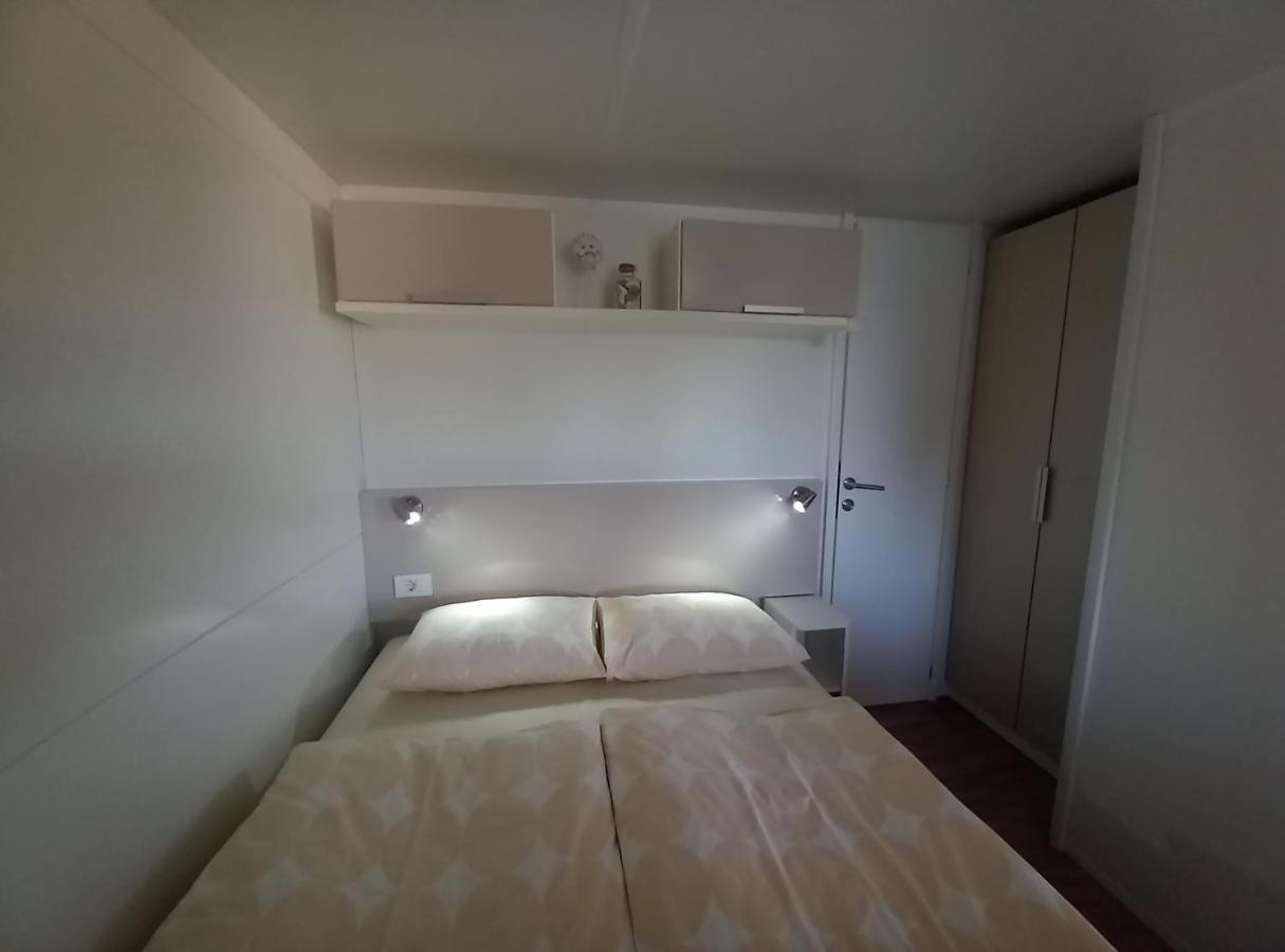 Mobile Homes Seashell Єзера Екстер'єр фото